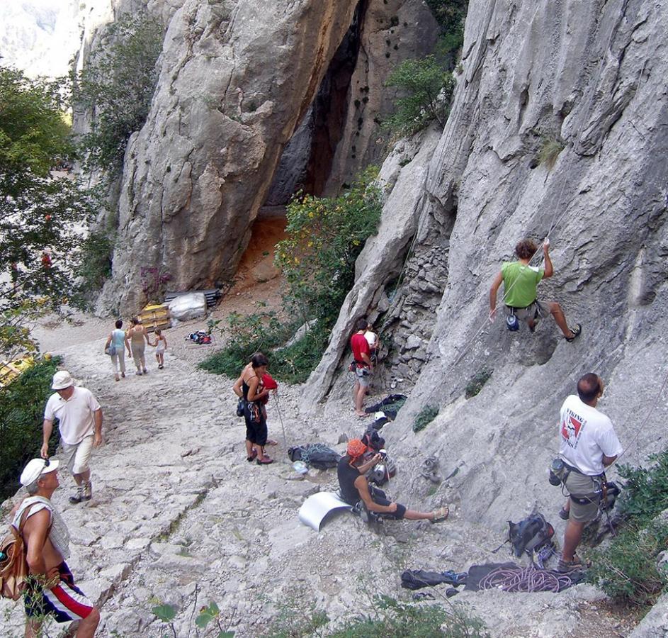 Villa Zora, Starigrad Paklenica, Seline Esterno foto